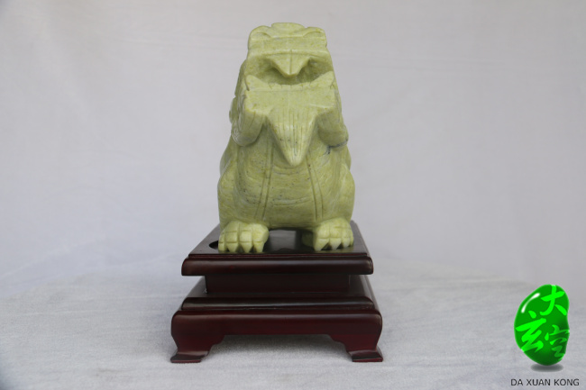 赑屃 大：16800￥ ?。?800￥